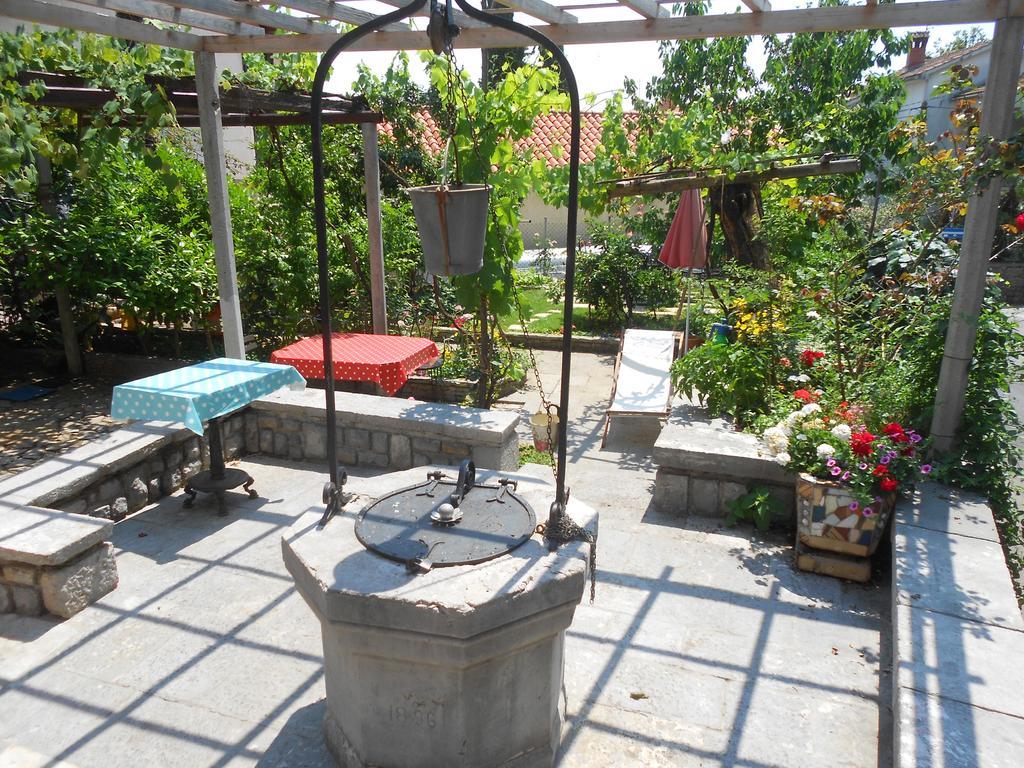 Guesthouse Kuca Na Sterne Ловран Екстериор снимка