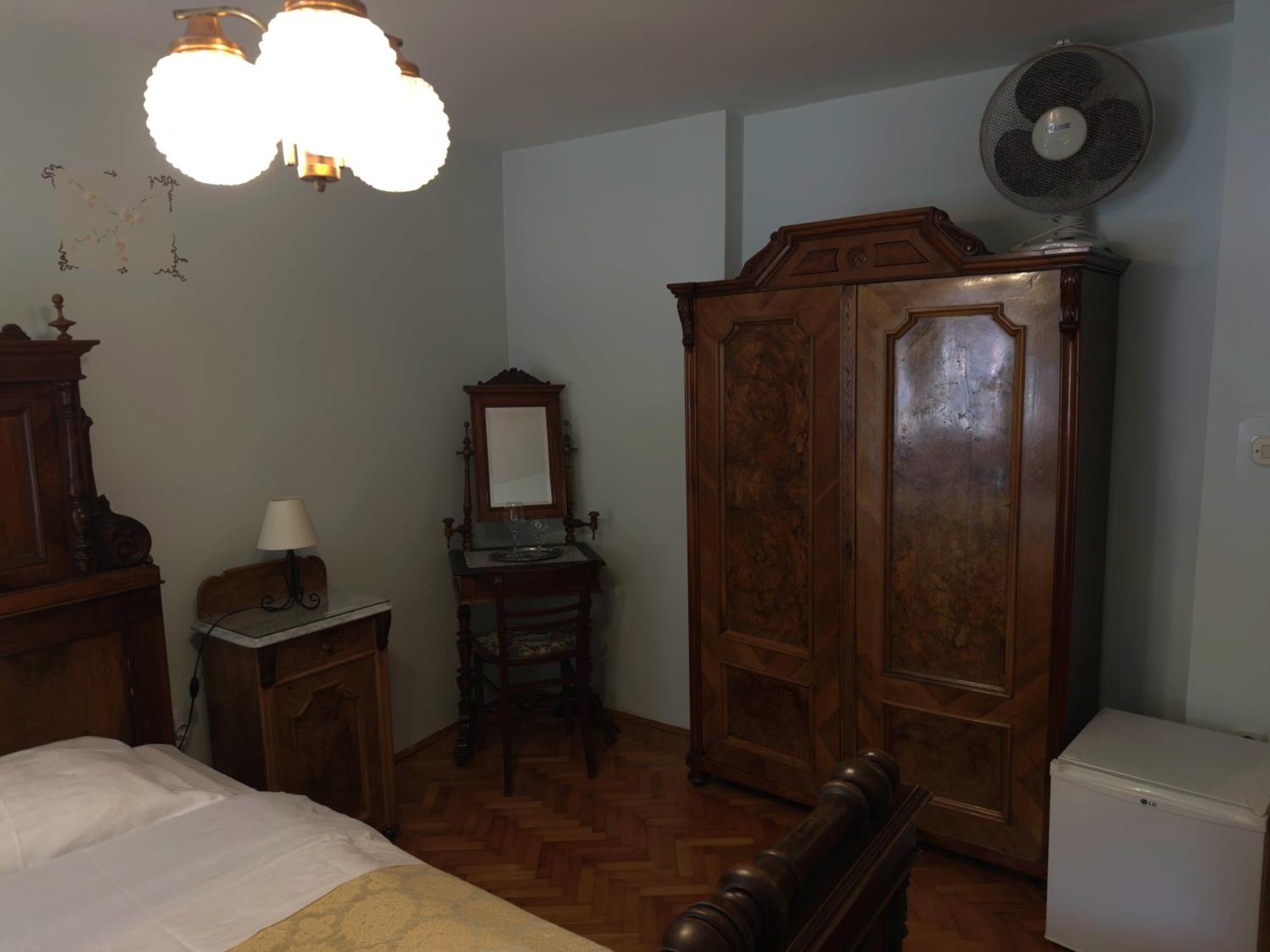 Guesthouse Kuca Na Sterne Ловран Екстериор снимка