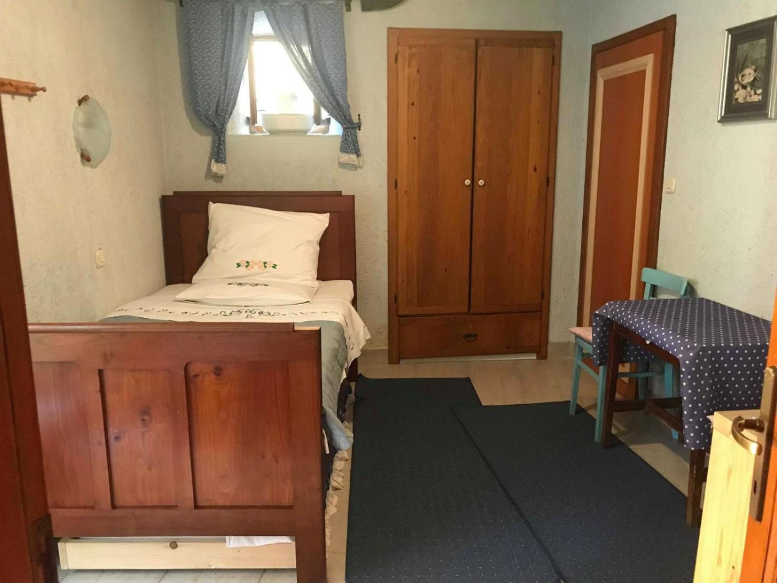 Guesthouse Kuca Na Sterne Ловран Екстериор снимка